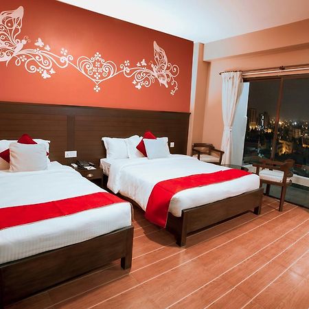 Hotel City Park Pokhara Kültér fotó