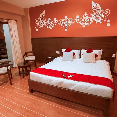 Hotel City Park Pokhara Kültér fotó