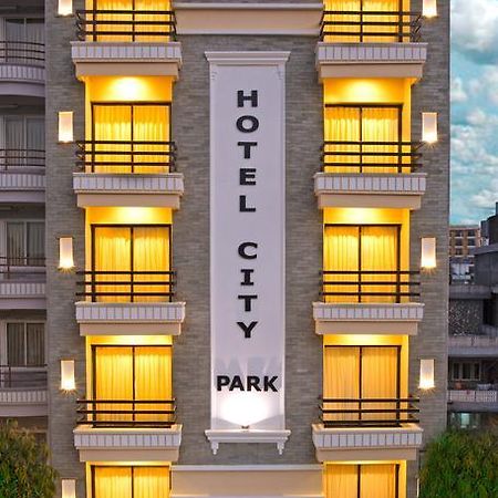 Hotel City Park Pokhara Kültér fotó