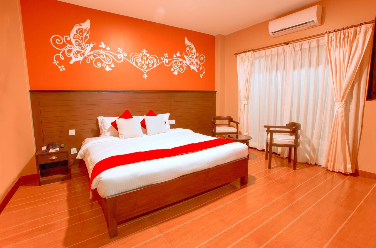 Hotel City Park Pokhara Kültér fotó