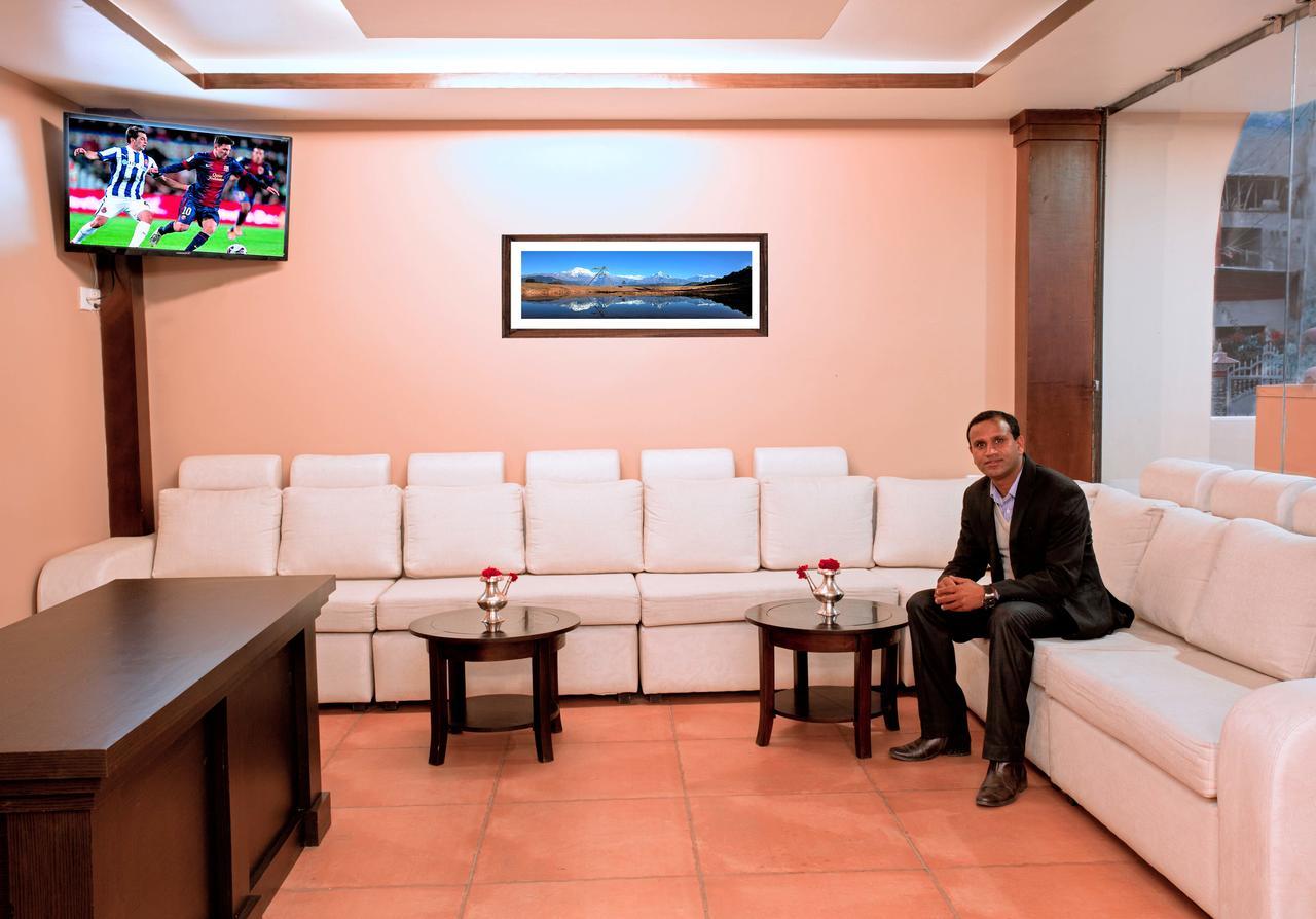 Hotel City Park Pokhara Kültér fotó